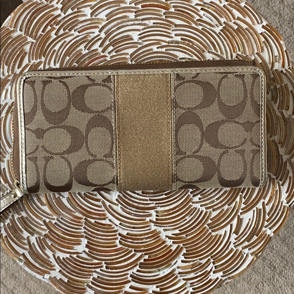 Coach wallet - Picture 2 of 5